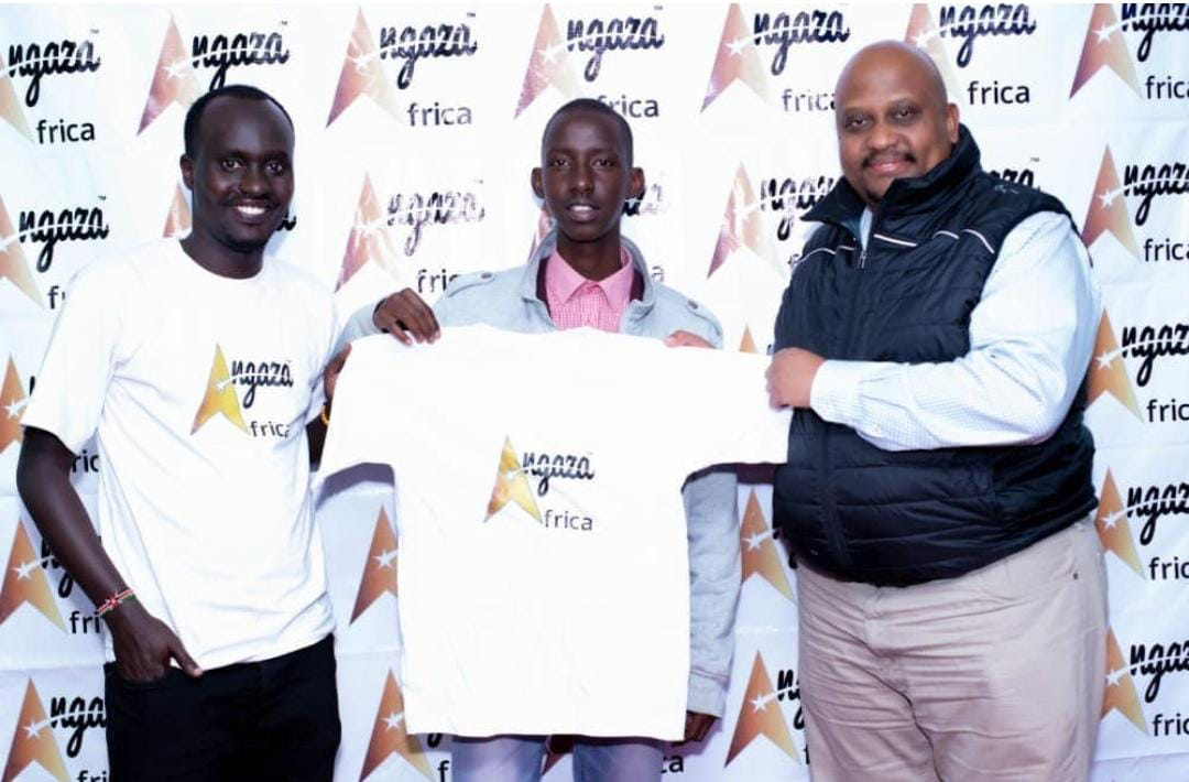 Young entrepreneur presenting during an Angaza-supported program in Rwanda
